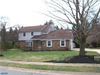 810 Bezel Rd, Wilmington, DE 19803