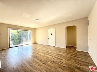 925 S Holt Ave Unit 2, Los Angeles, CA 90035