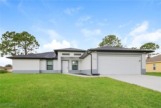 1005 Angelo Ave, Lehigh Acres, FL 33971