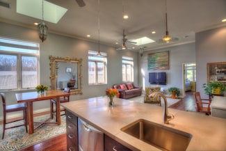 211 Main St Unit 12, Gladstone, NJ 07934