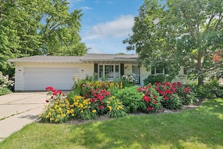 619 Greene Ave, Green Bay, WI 54301