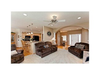1470 Cedar Bend, Palo, IA 52324