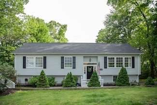 22 Patten Dr, Marlborough, MA 01752