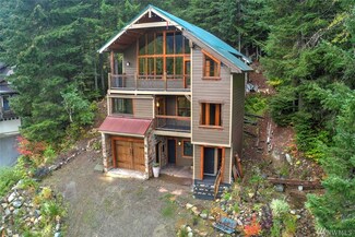 500 Rampart Dr, Snoqualmie Pass, WA 98068