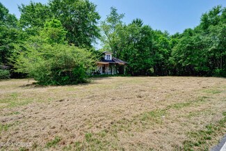 1529 Bill Hooks Rd, Whiteville, NC 28472