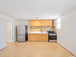 1036 Green St Unit 304, Honolulu, HI 96822