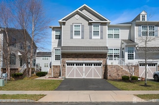 31 Morris Ln, Cranbury, NJ 08512