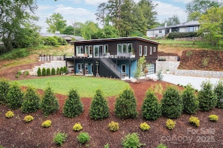 8 Midland Dr, Asheville, NC 28804