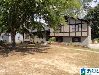613 Crosscreek Trail, Pelham, AL 35124