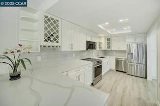 1115 Running Springs Rd Unit 5, Walnut Creek, CA 94595