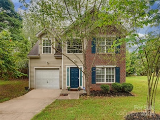 1418 Swaying Branch Ln, Clover, SC 29710