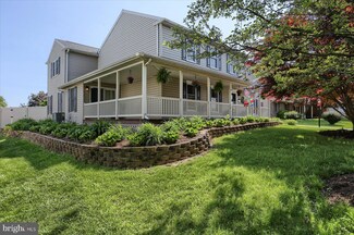 1778 Wellington Dr, Middletown, PA 17057