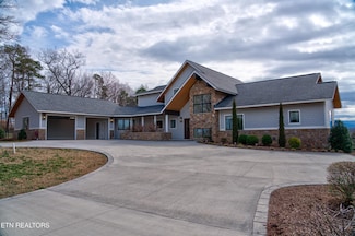 1213 Llama Ln, Sevierville, TN 37862
