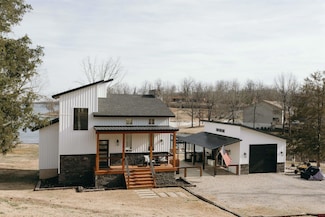 101 Emerald Ln, Horseshoe Bend, AR 72512