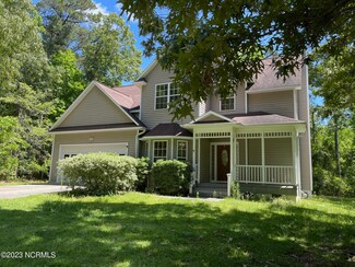 111 Seahorse Dr, Havelock, NC 28532
