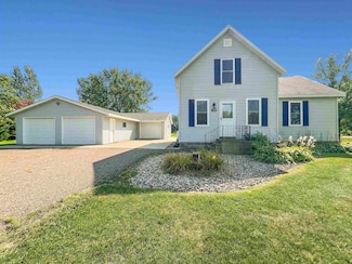 7801 Yellowstone Dr, Hewitt, WI 54441