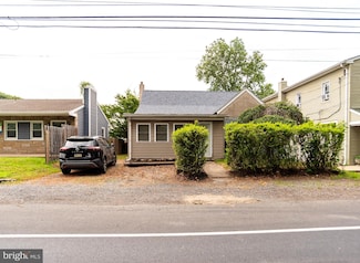 1114 State Rd, Croydon, PA 19021
