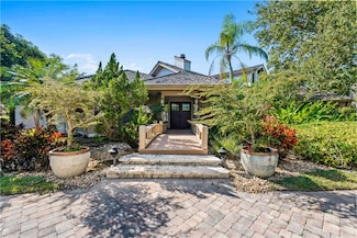 202 Spinnaker Dr, Vero Beach, FL 32963