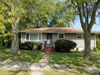 320 E 49th Ave, Gary, IN 46409