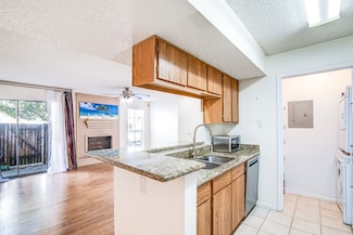 3919 Fairmont Pkwy Unit 177, Pasadena, TX 77504