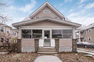 62 Kenyon St, Springfield, MA 01109