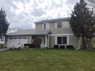 412 E Parkview Terrace, Algonquin, IL 60102