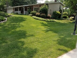 5350 Lakecrest Rd, Caledonia, IL 61011