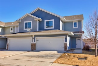 234 Red Oak Ct, Norwalk, IA 50211