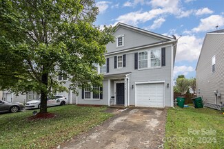 7314 Fox Point Dr, Charlotte, NC 28269