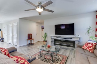 331 Forecastle St, Portsmouth, VA 23702