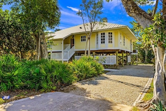 551 Sea Oats Dr, Sanibel, FL 33957