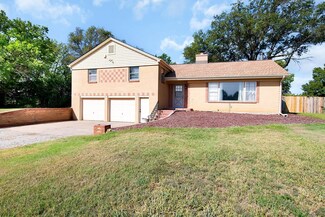 2053 S Andover Rd, Andover, KS 67002