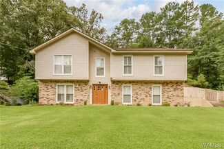 3317 Mayberry Landing Dr, Northport, AL 35473