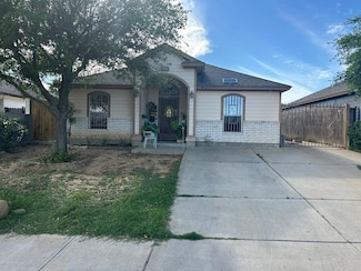 4758 Loma Vista Dr, Laredo, TX 78046