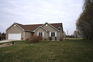 2715 N 35th Rd, Seneca, IL 61360