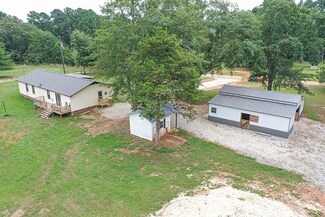 702 Cedar Springs Rd, Bradley, SC 29819
