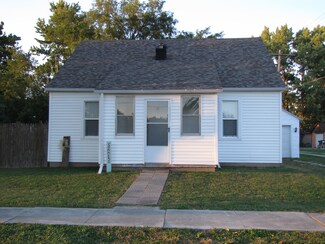 210 E Central St, Atwood, IL 61913