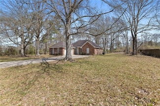31531 Strawberry Ln, Hammond, LA 70403