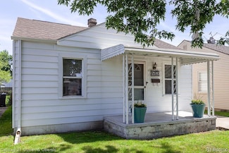 2530 Norman St, Melvindale, MI 48122