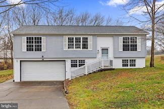 45 Cambridge Cir, Liverpool, PA 17045