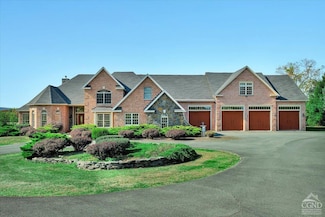 520 Ridge Rd, Schodack Landing, NY 12156