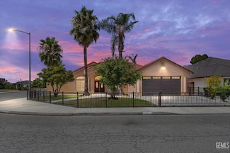 200 Justin Ct, Shafter, CA 93263