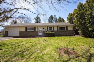 74 Mitchell Ave, Nazareth, PA 18064