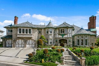 720 Forest Green Dr, La Canada Flintridge, CA 91011