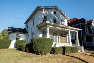 716 Locust St, Sterling, IL 61081