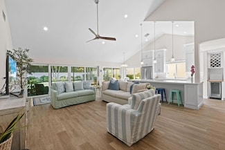 125 Sand Pine Dr, Jupiter, FL 33477