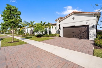 7944 Ironwood Way, Parkland, FL 33067