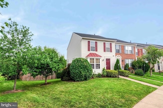 221 Shirley Square SE, Leesburg, VA 20175
