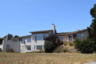 12326 Maravilla Dr, Salinas, CA 93908