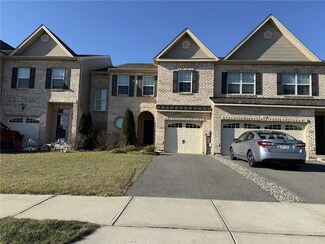 1516 Tarpan Ln, Allentown, PA 18104